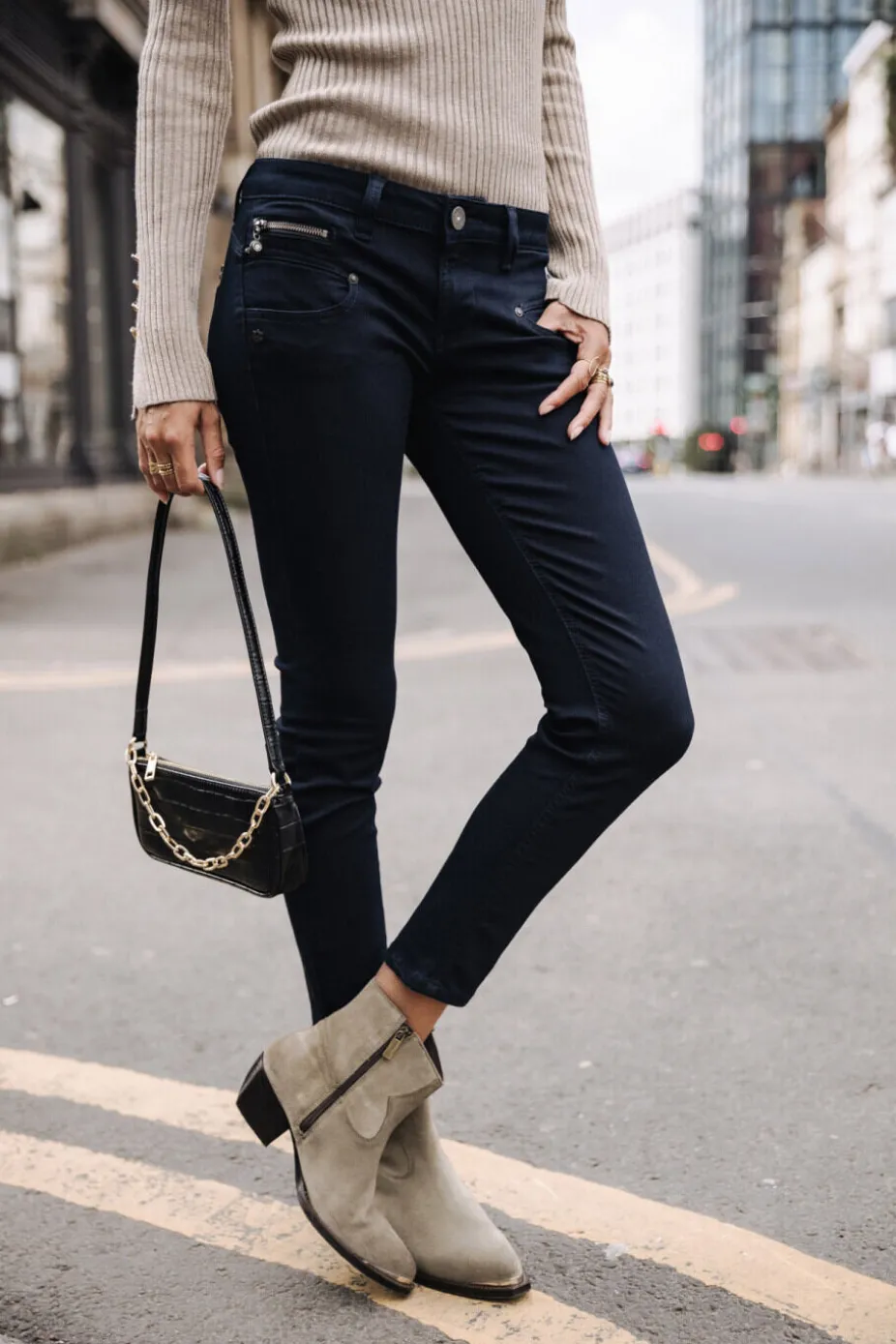 Alexa Cropped S-SDM