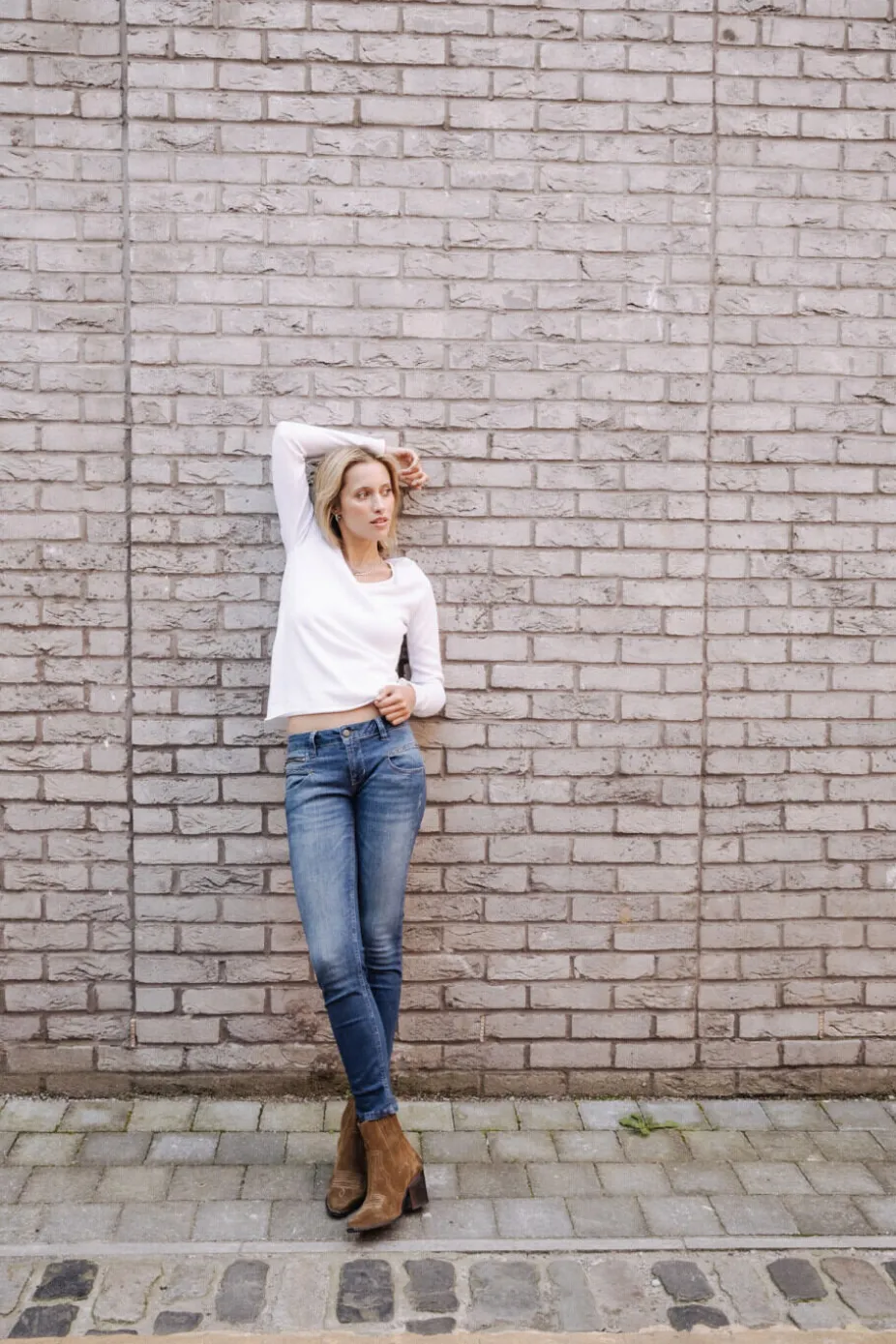 Alexa Cropped S-SDM