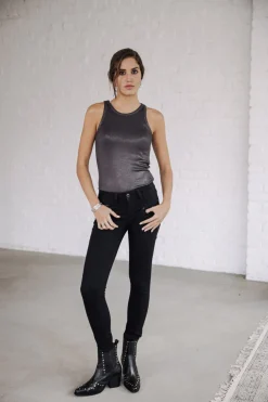 Alexa Cropped S-SDM