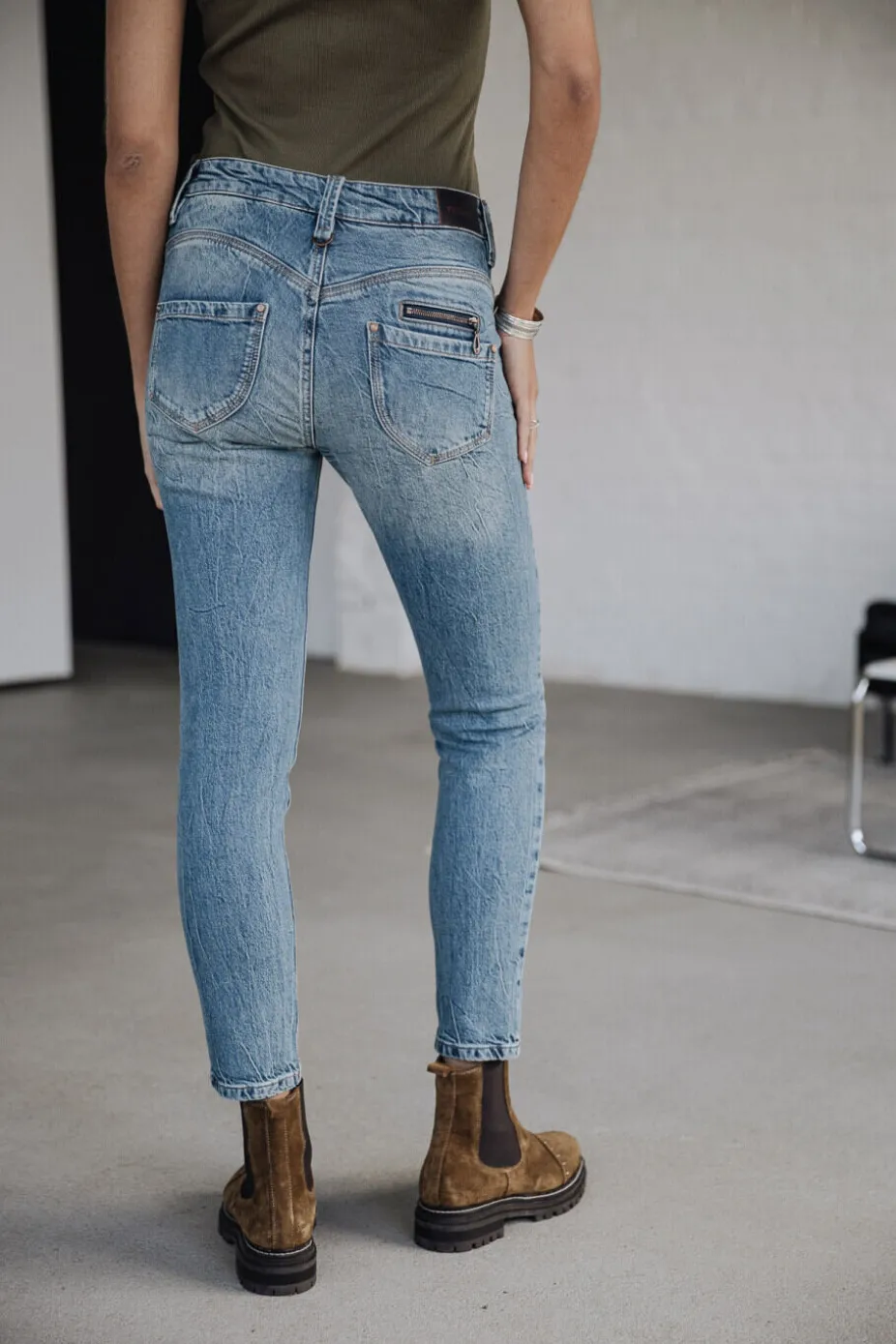 Alexa High Waist Cropped SDM