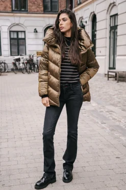 Betsy S-SDM