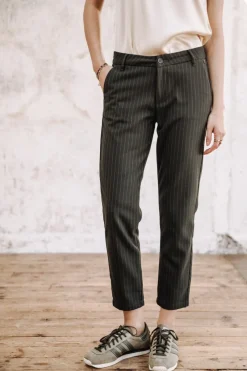 Claudia Buren Khaki