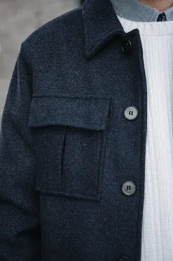 Izak Woolen