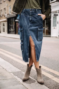 Luana Suede