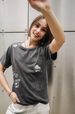 Suria Silver Graf