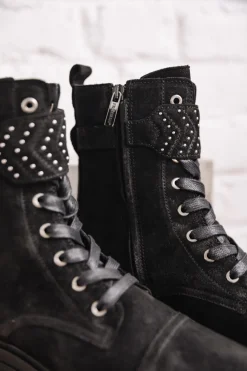 Tanny Suede