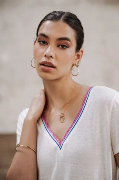 Tonia Linen