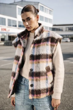 Vatika Plaid